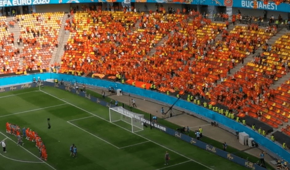 (Видео) Македонија се сака и кога победува и кога гyби: Фалангата со овации ги испрати македонските фудбалери