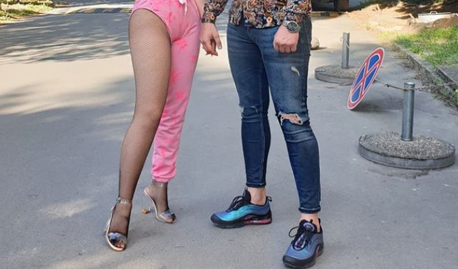 Марија Груевска уникатна се прошета со момчето (ФОТО)