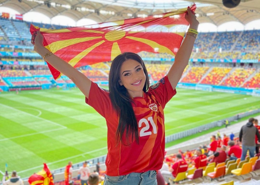 Скопјанката Моника е „Македонското девојче“ кое стана хит во Букурешт (Фото)