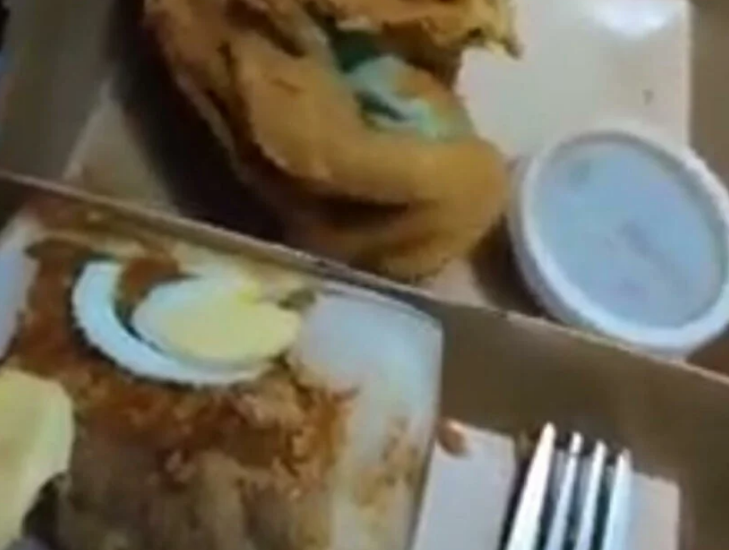 Нарачала пилешко да и стигне на домашна адреса, добила ПОХУВАН ПЕШКИР!