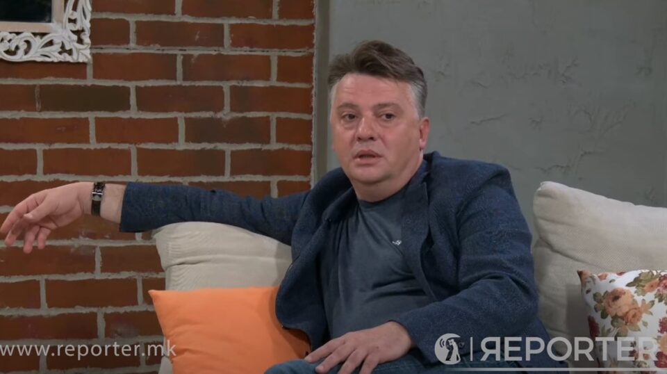 Ќе ме избркаа од училиште бидејќи имав панкерска фризура, а денес ме нарекуваат „пијандура“