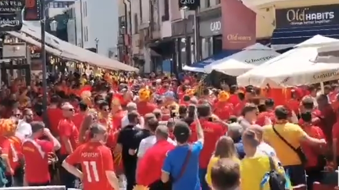 МАКЕДОНСКИТЕ НАВИВАЧИ го СЕКНАА ПИВОТО во Букурешт: Еве колку испиле за само четири дена!