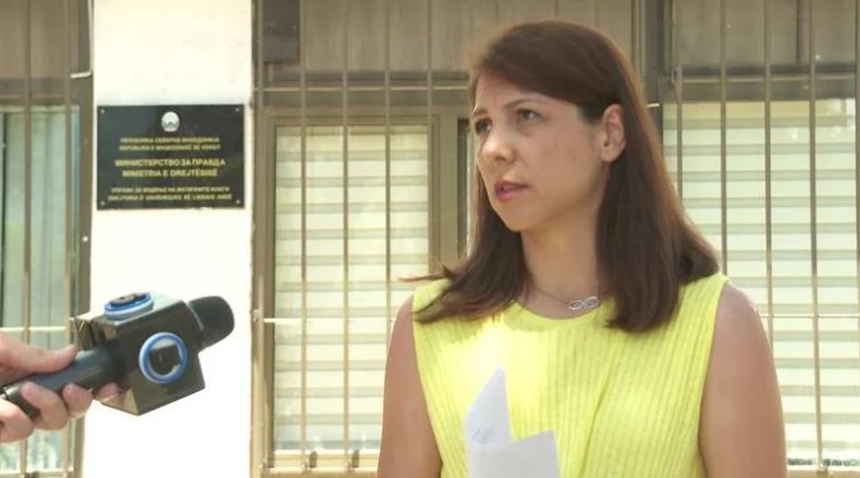 На Македонка во Тетово не и издале еднојазичен документ, Македонците биле под 20% во општината