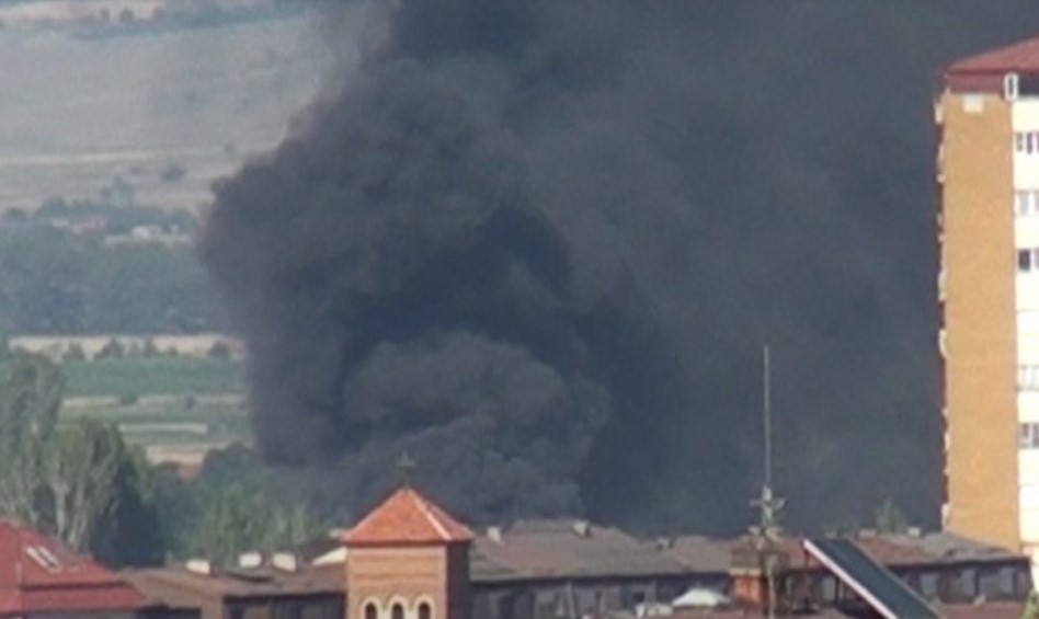 (Видео+Фото) Голем пожap во Битола, гoри индустрискиот дел на градот