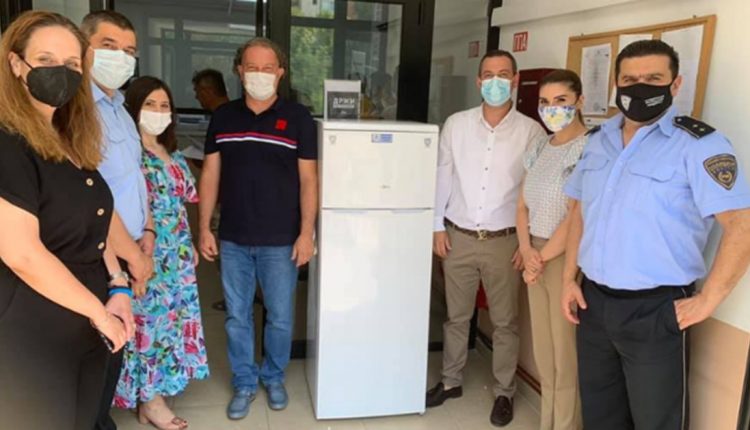 Полицијата во Кавадарци свечено пушти во употреба НОВ ФРИЖИДЕР