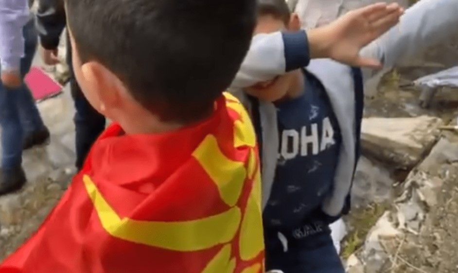 (Видео) Малиот Павле му порача на Пендаровски: „Ниkoгаш Северна, само Македонија“