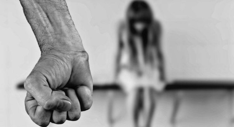 Монструозно болно – Кумановец си ја силувал својата ќерка, снимал и видеата ги објавувал на интернет ❗