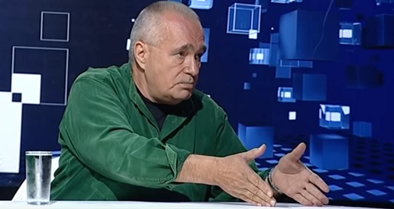 Овие суштества од власта се однесуваат како паднати од неименувана галаксија