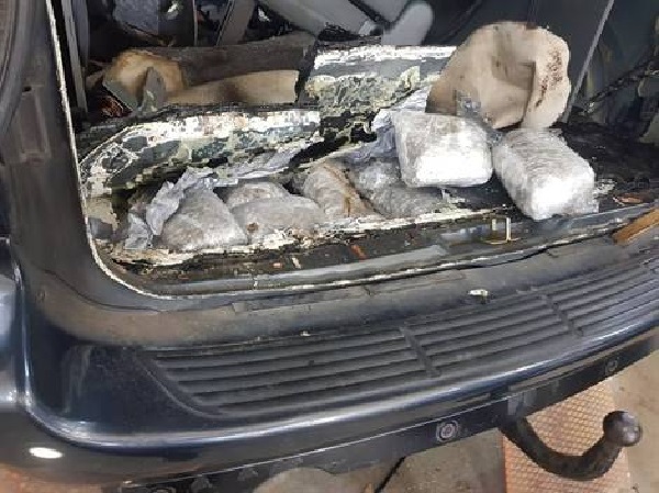 Уште никој не знае КАКО Е МОЖНО 10 кг марихуана да останат незабележани во возило на МВР, пет години❓