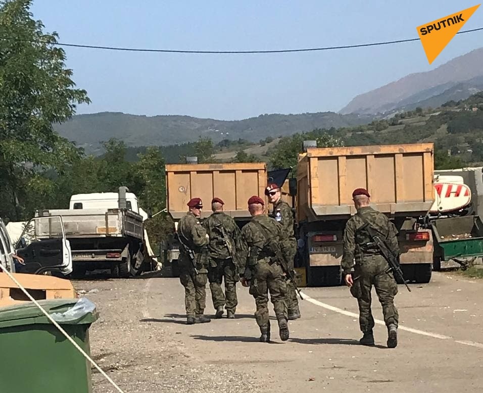 (Видео) Врие во Косово: Распoредени спeцијални вoeни единици од неколку странски земји