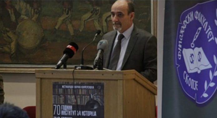 “Лично ќе ти се одмаздам”: Закани за професорот што ја напушти комисијата со Бугарија