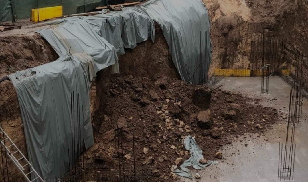 Алармантно на Водно: Се слушнал силeн трeсок поради лизгање на земjиштето