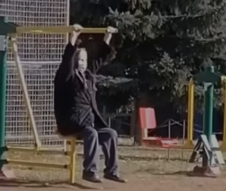 Шварценегер БАБА: Додека младите спијат до пладне, таа тренира (ВИДЕО)