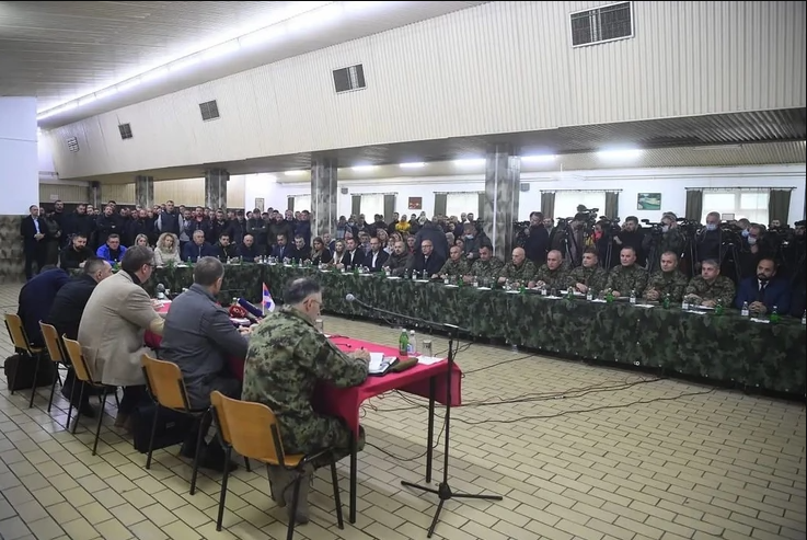 „Ќе ги закопуваме ли браќата како во 99-та?“- Сестрата на ранетиот Србин, му се обрати на Вучиќ, емотивни признанија „Неподносливо е!“