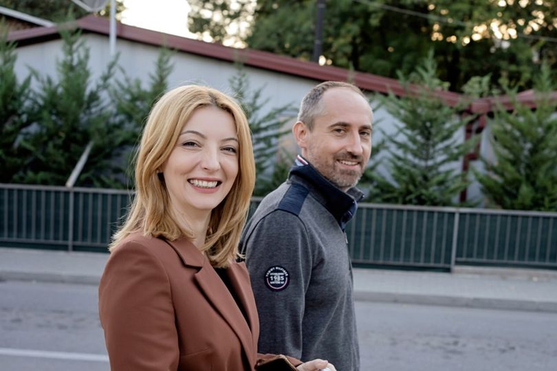 Новата градоначалничка сподели фотографија со сопругот: Знаевме дека заедно можеме наспроти сите неправди