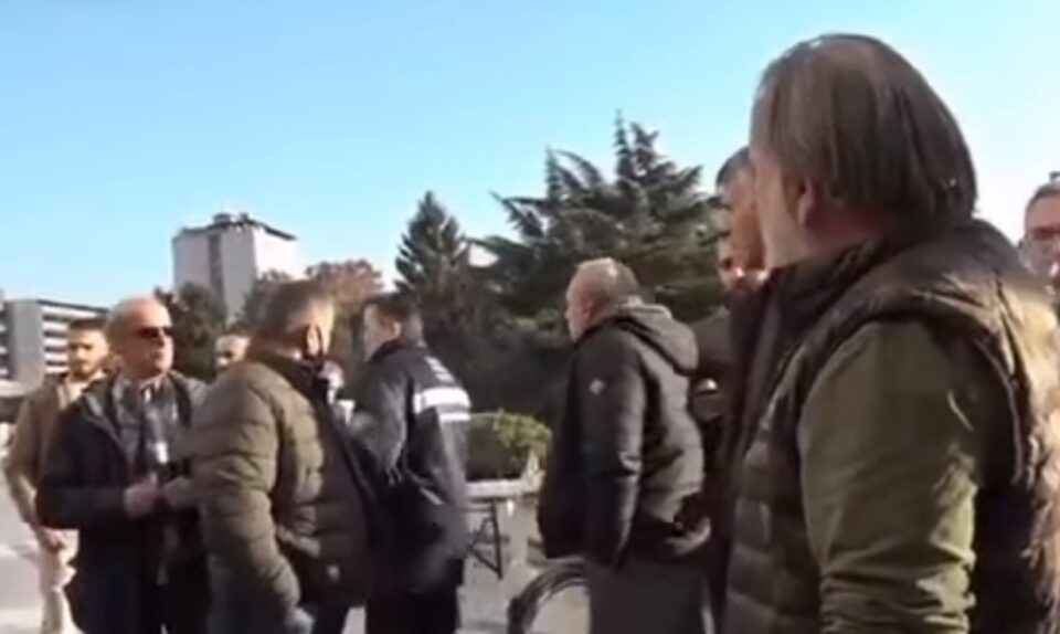 На дуќанџиите од ГТЦ им прекипе – „Не ви се плашам бе ѓубриња едни!“  (Видео)