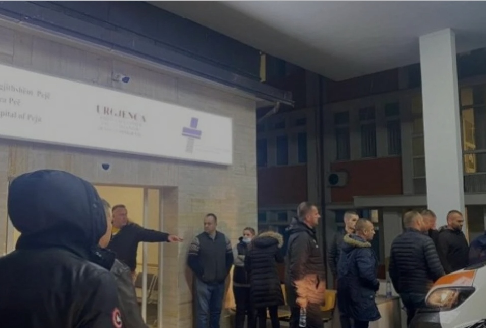 Ужас во Косово: Пукале врз автобус со ученици, убиени две деца и возачот (ВИДЕО)