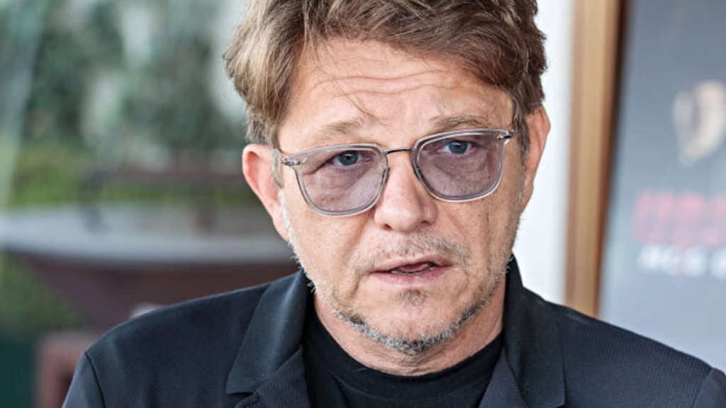 Драган Бјелогрлиќ без влакна на јазик: Не сакам проститутките и криминалците да им бидат пример на децата!