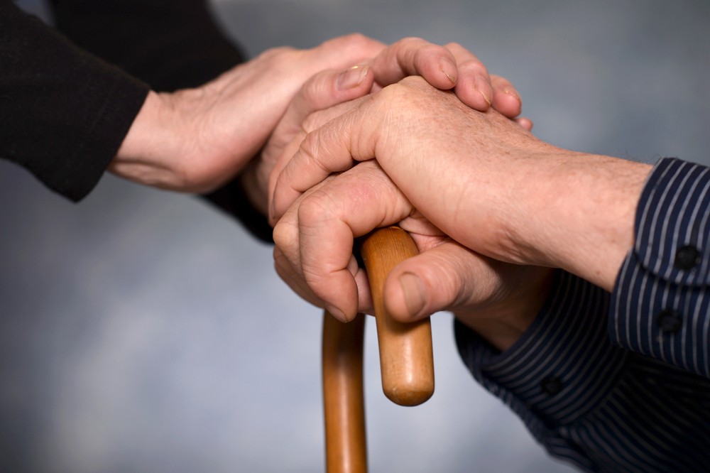 ПОУЧНА ПРИКАЗНА: Бидете им благодарни на родителите и почитувајте ги додека сè уште се покрај вас