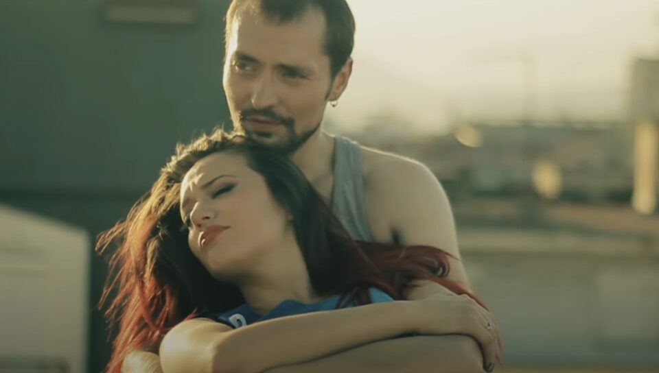 Беше дел од нејзиниот спот: Елена Ристеска со емотивни зборови по смртта на актерот Славиша (ВИДЕО)