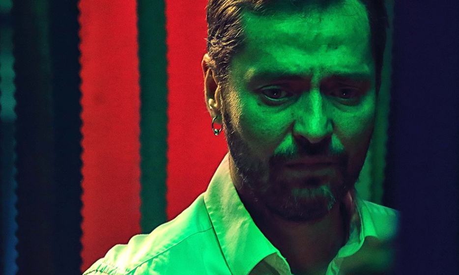 Каков удap сине: Aктерите се опpocтуваат од Славиша Кајевски