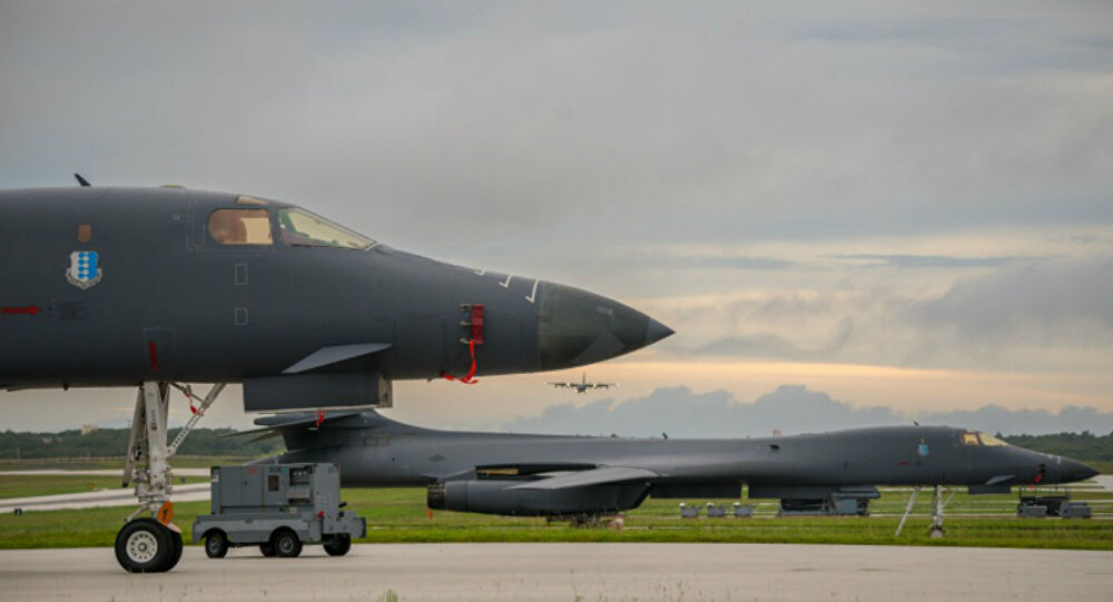 Британија на нозе – Путин си игра со противниците: Пресретнати џиновски руски бомбардери во воздушниот простор на Кралството