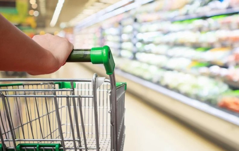 Уште денеска „замрзнати“ цени на основните прехранбени производи, од утре покачување