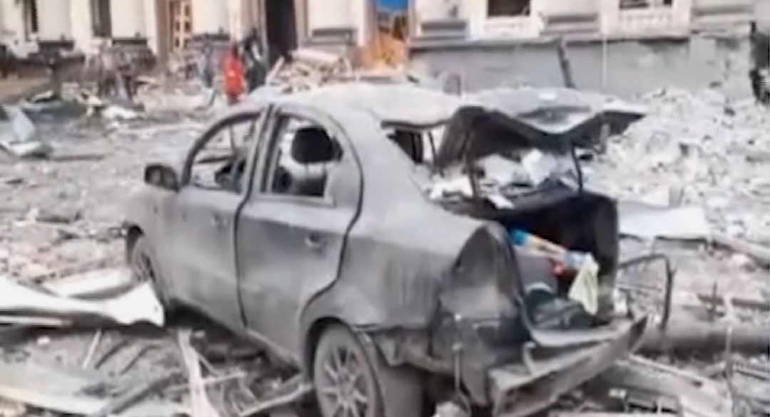 Харков гранатиран, конвој долг 65 километри се приближува кон Киев