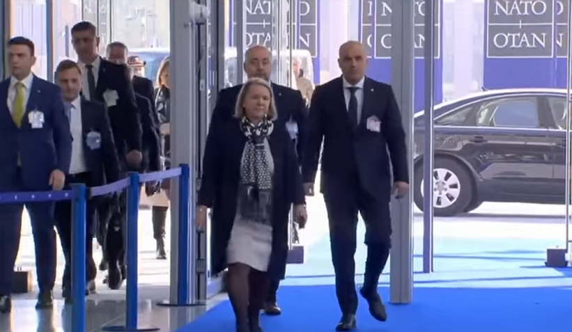 Македонската делегација во Брисел – Се “бувнаа” во погрешна врата!!! (Видео)