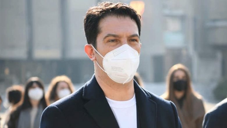 Матичните лекари го избрукаа Сали: Министерот им подели благодарници, тие му ги вратија