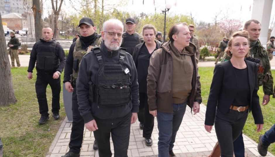 (Видео) Џафери со панцир ја посети Украина, ја спореди со Косово и Сребреница