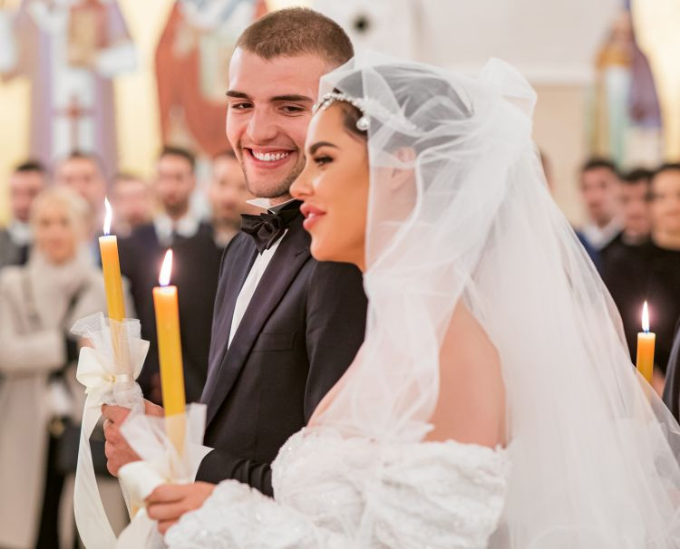 Оглас на годината: Се продава свадбената покана на Вељко и Богдана Ражњатовиќ