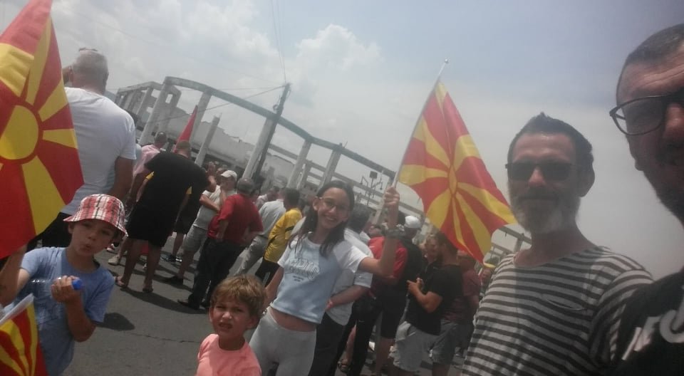 Казна по 100 евра за учество на протестот поради францускиот предлог за бугаризација на Македонија!