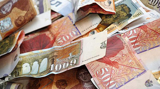 Македонците бараат спас во коцката: За 1 година, обложувалниците им земале на граѓаните 488,3 милиони евра