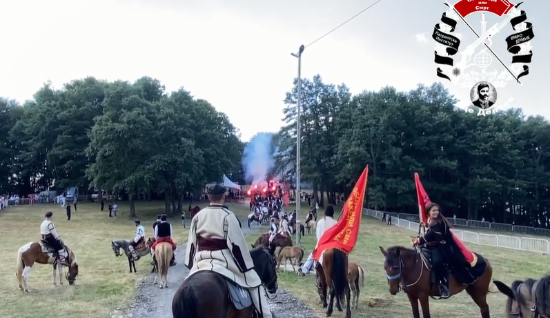 Илинденската коњаница: “За кого, за Македонија…Никогаш северна” (Видео)