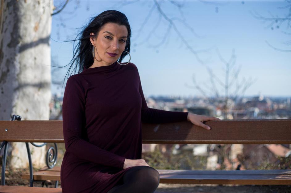 (Видео) Сети се на Радуша – Андријана Јаневска со песна за сите бранители од 2001 година