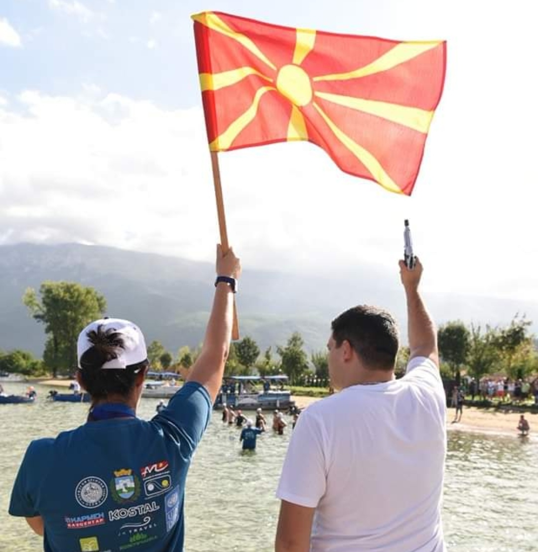 ОПШТИНА ОХРИД ГО ЗАМЕНИ ПЕНДАРОВСКИ: Денеска се одржува традиционалниот Охридски пливачки маратон