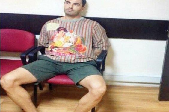 Се појави досега невидена фотографија од апсењето на Вукотиќ со македонски пасош