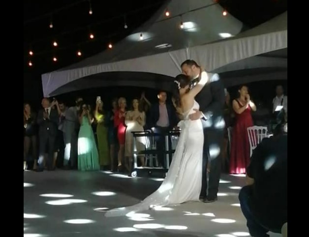 (Фото) Се ожени Павле Богоевски, романтична свадба на Водно