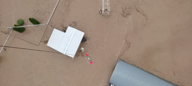 Невреме и во Бугарија – Дваесет луѓе се спасени со хеликоптер