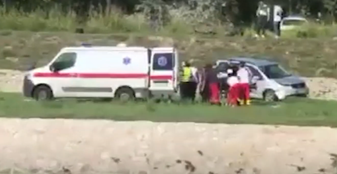 (Видео) Арачиновец со автомобил излета под скопско Кале