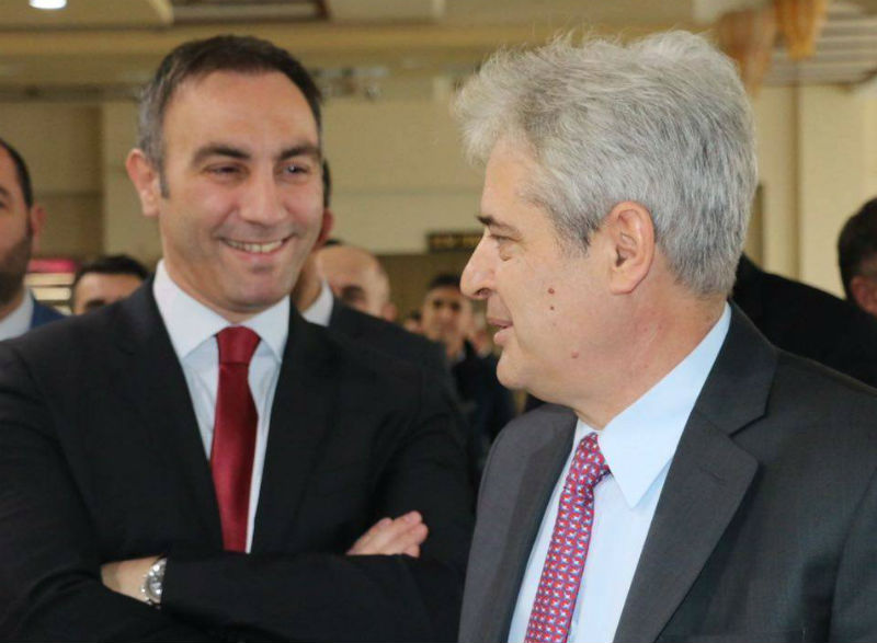 Али Ахмети и Артан Груби се разделија од врвот на ДУИ