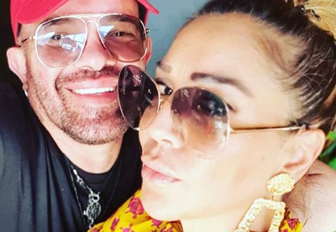 ЗОШТО МОРА ЛИЛА ДА ВИ КАЖЕ ЗОШТО НОСИ ПЕРИКА – Зоки Фаци удри по следбениците на водителката