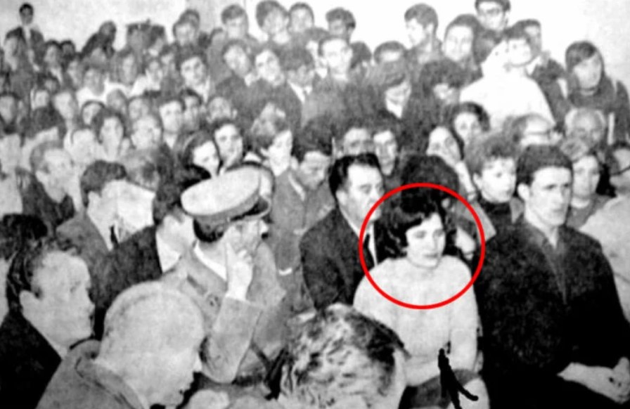 НАЈМОНСТРУОЗНОТО ЗЛОСТОРСТВО во СФРЈ го направила НАЈУБАВАТА ЖЕНА-МОНСТРУМ: Осудена е на смрт со стрелање