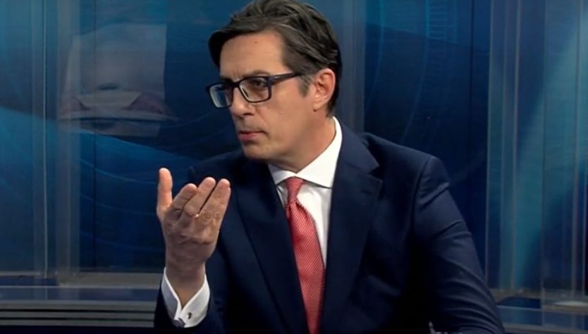 За Пендаровски, не се спорни барањата ни за албанскиот јазик, ни за Бугарите во Уставот!