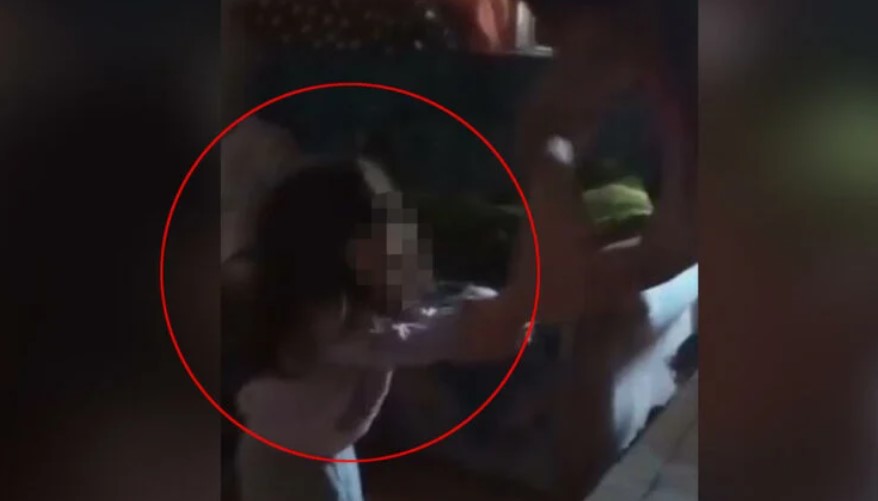 ВОЗНЕМИРУВАЧКО ВИДЕО: Зоран заради тебе е во затвор! КРВНИЧКО тепање дете