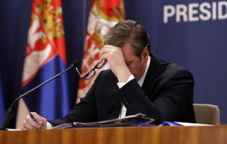 Вучиќ ја исплаши Србија: Страв ми е, повеќе од кога било, од она што доаѓа…