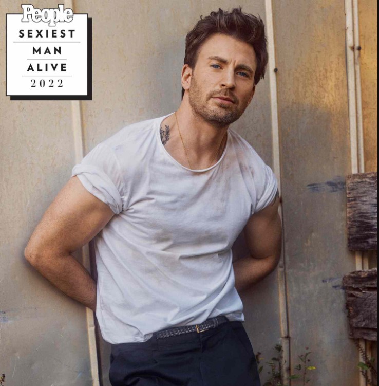 Избран е НАЈСЕКСИ МАЖОТ на светот за 2022 (ФОТО)