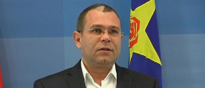 Нови „паразити“: Кире Наумов за еден мандат зема 120.000 евра плата, а никој не знае што тој сработил за тие пари