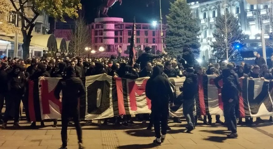 Комити го окупираа Скопје – Прослава за 35-ти роденден (ВИДЕО)
